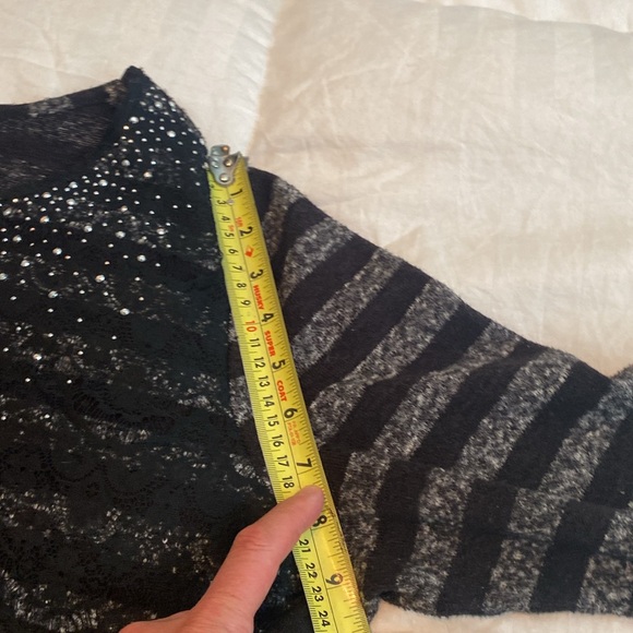 Style and company, black appliqué, studded, lace tunic, medium - Picture 9 of 10